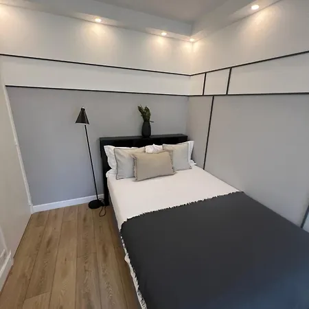 Apartmán Tour Eiffel 120 M2 *